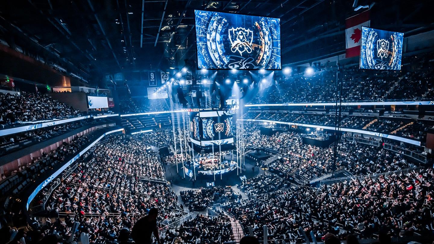 A picture of League of Legends tournaments.