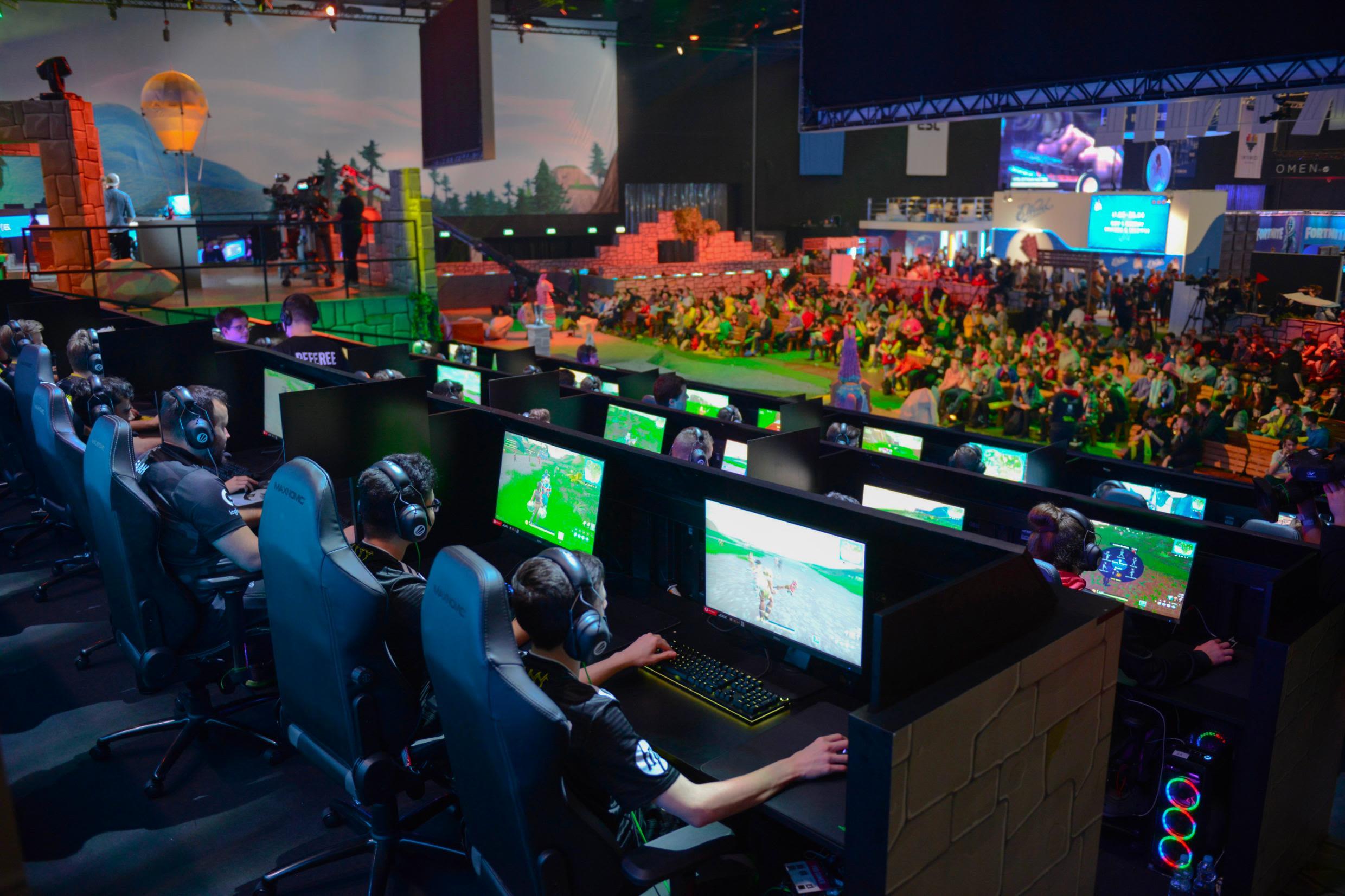 A picture of an Esports event.