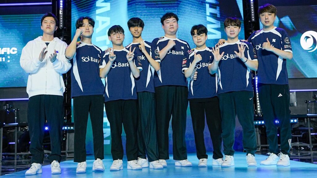 a picture of DRX team members