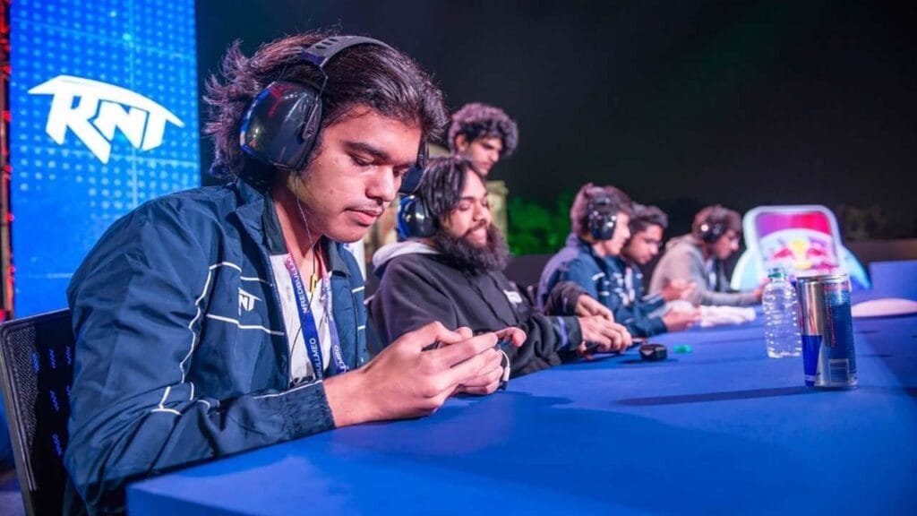 a picture of a group of gamers in an Esports tournament