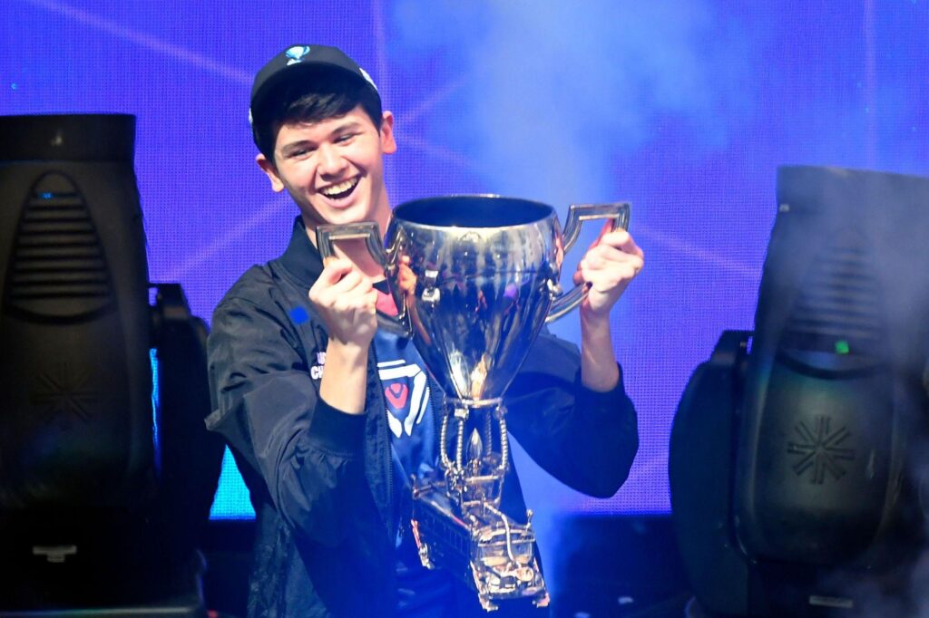 A picture of an Esports player