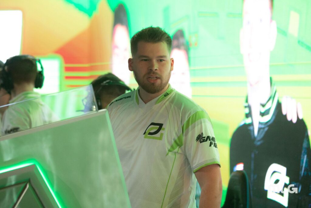 A picture of Ian “Crimsix” Porter