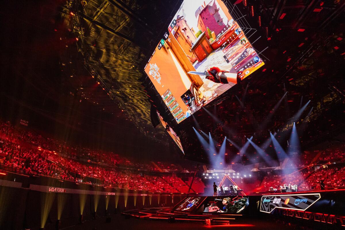A wallpaper of a gaming tournament.