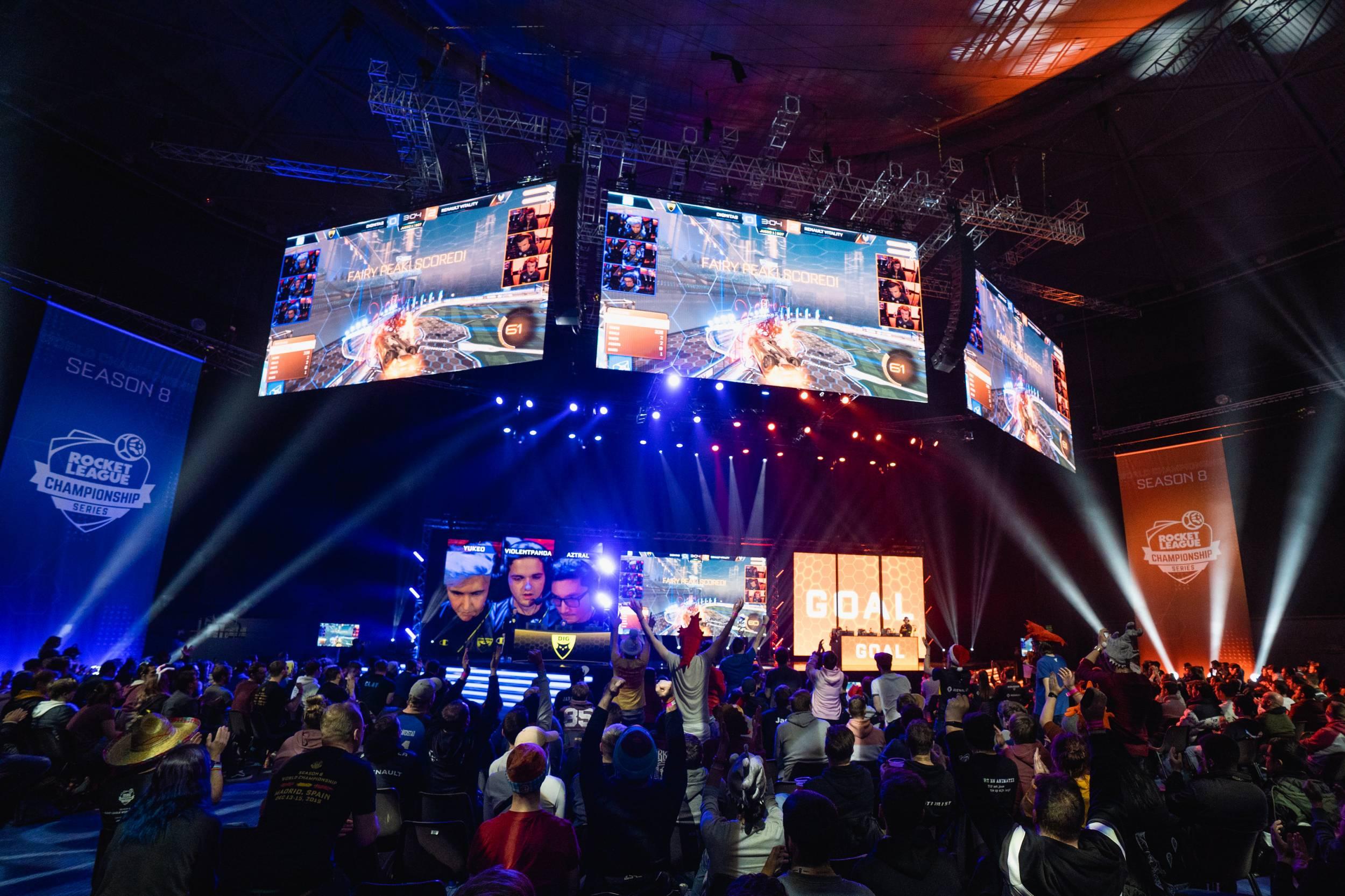 an image of an ESports Competition.