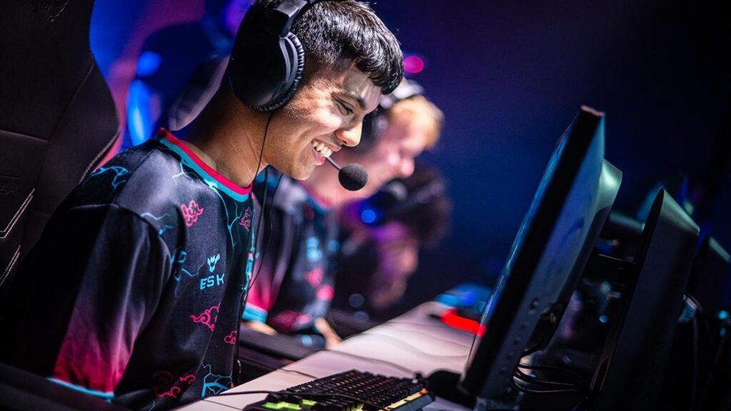 A picture of a gamer