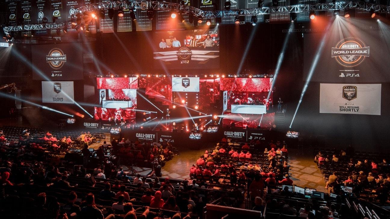 A picture of a gaming tournament.