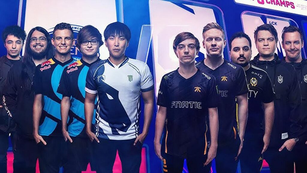 an image of the Europe and North America ESports team in a League of Legends match