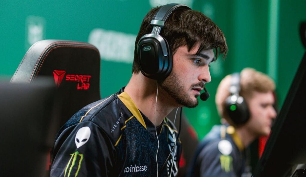 A photo of shox