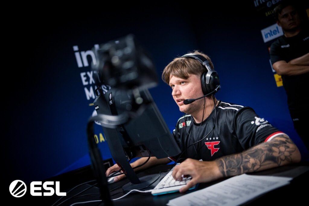 a picture of S1mple in a tournament